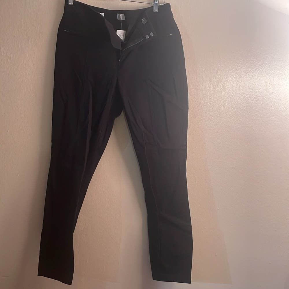 LOFT -CURVY Skinny ANKLE Black pants.